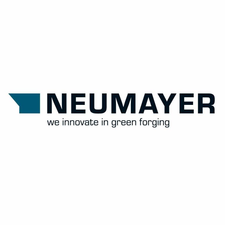 Neumayer we innovale in Green fortging Im Schwarzwald Logo Kundenreferenz CleanTec Gebäudereinigung Kinzigtal Ortenau